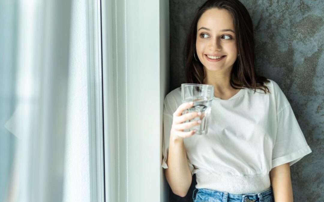 Jak woda morska wspiera zdrowie nastolatek? 